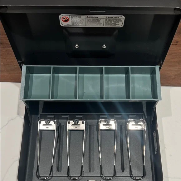 🔥‼️Black Cash Box with Coin Tray‼️🔥 - Picture 5 of 7